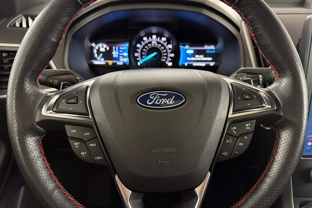 Thumbnail: 2022 Ford Edge - 27