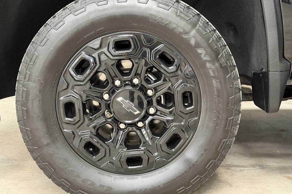 Thumbnail: 2024 Chevrolet Silverado 2500 - 8