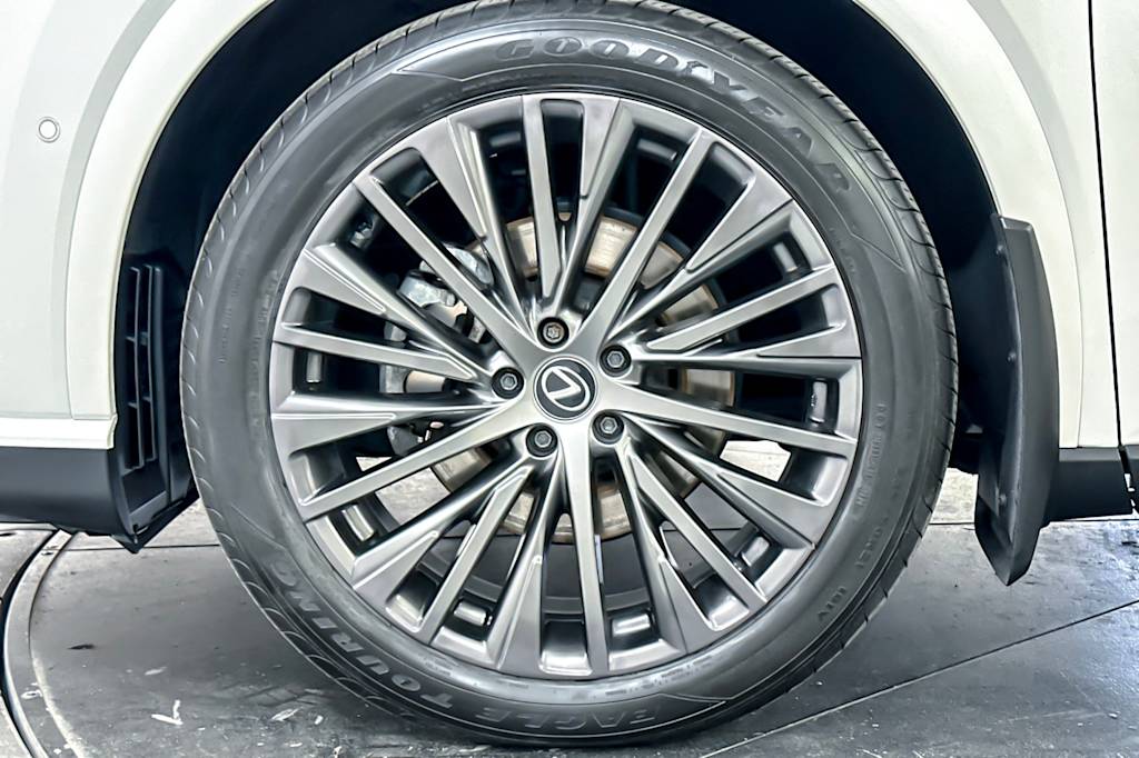 Thumbnail: 2024 Lexus RX - 7