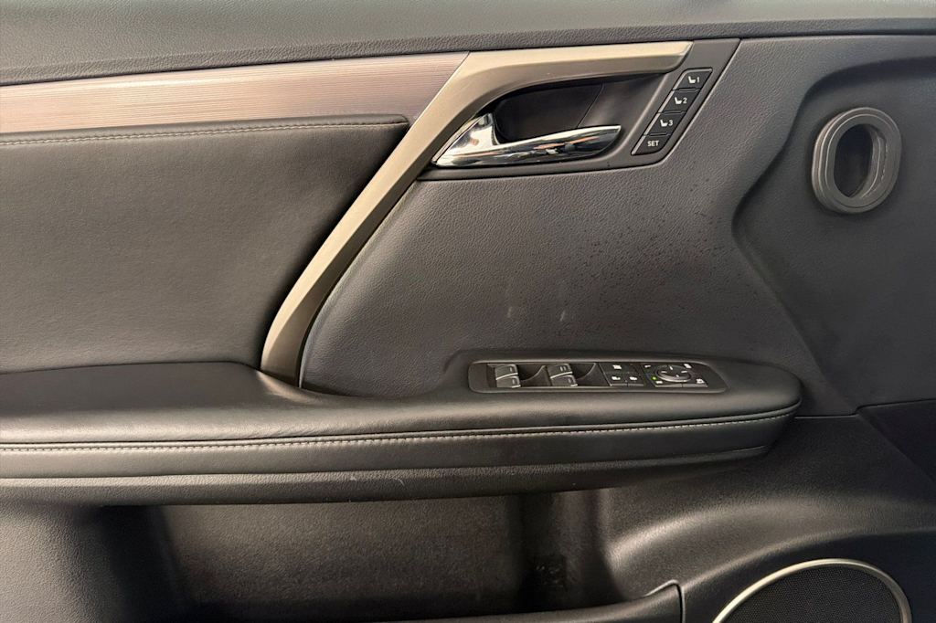 Thumbnail: 2019 Lexus RX - 21