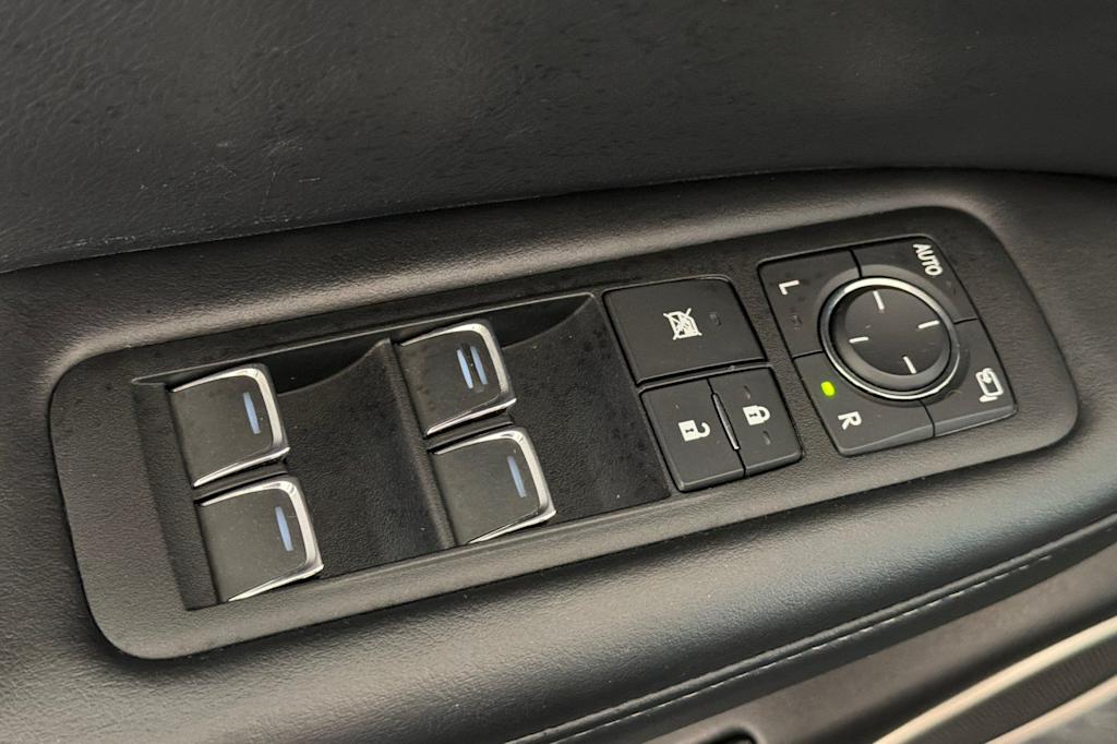 Thumbnail: 2019 Lexus RX - 22