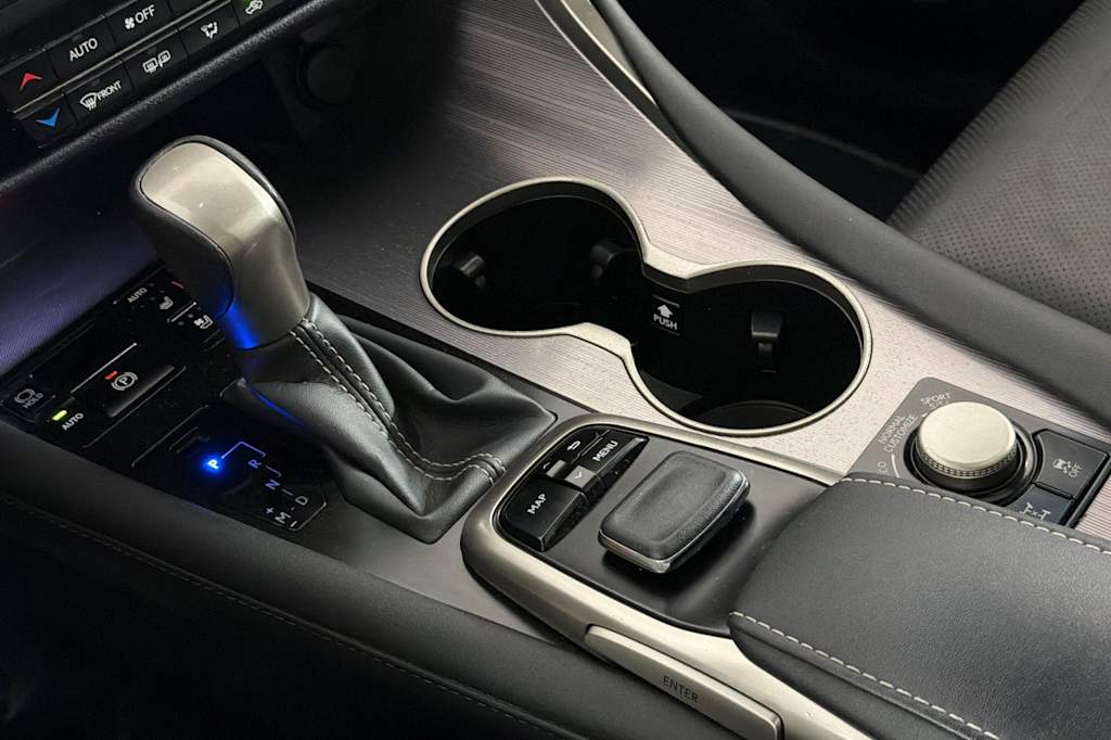 Thumbnail: 2019 Lexus RX - 14