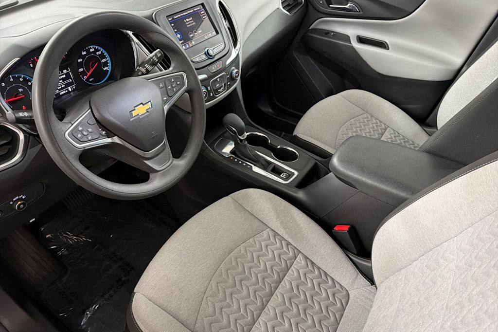 Thumbnail: 2023 Chevrolet Equinox - 9