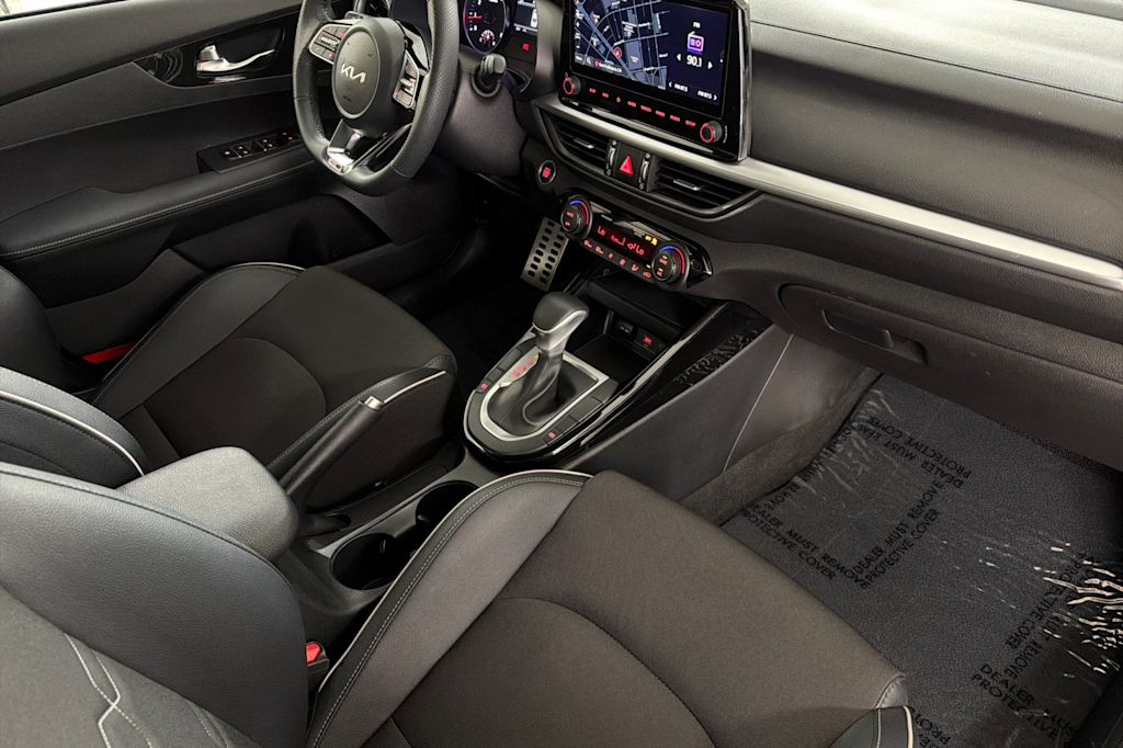 Thumbnail: 2023 Kia Forte - 12