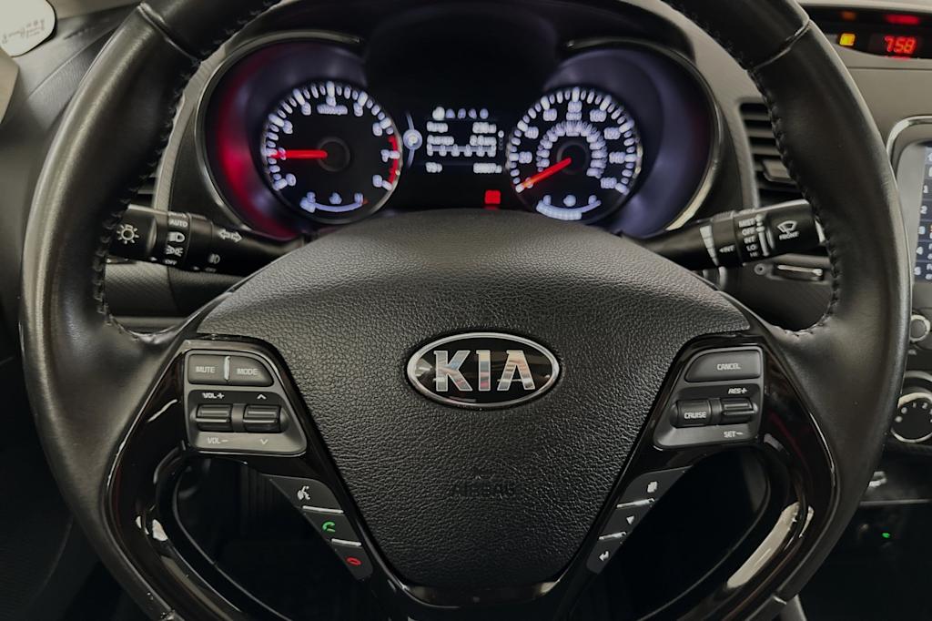 2018 Kia Forte S 25