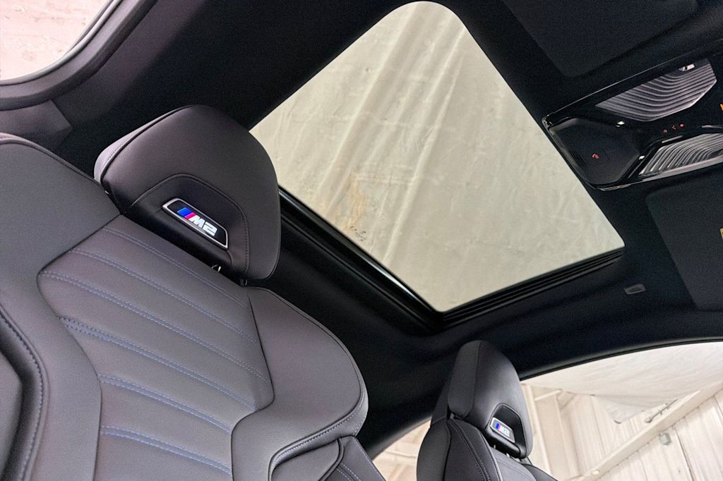 Thumbnail: 2023 BMW M2 - 22