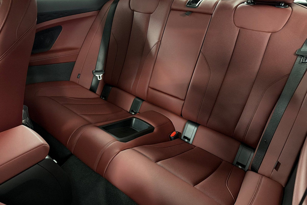 Thumbnail: 2025 BMW 2 Series - 10