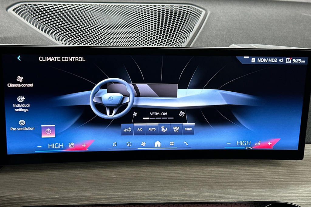 Thumbnail: 2025 BMW 2 Series - 7