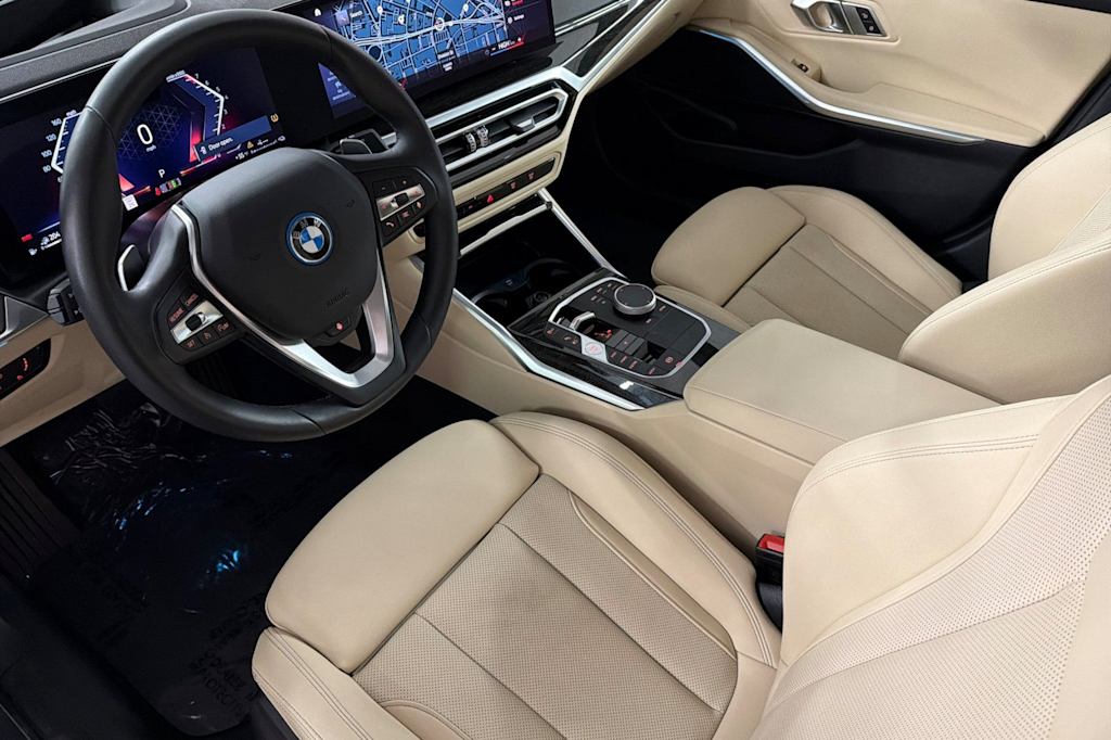 Thumbnail: 2023 BMW 3 Series - 9