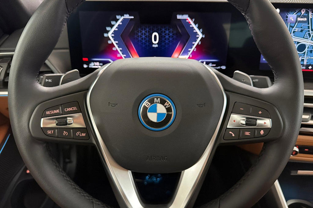 Thumbnail: 2023 BMW 3 Series - 26