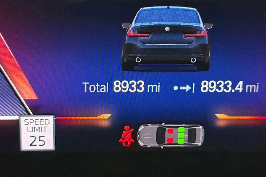 Thumbnail: 2023 BMW 3 Series - 27