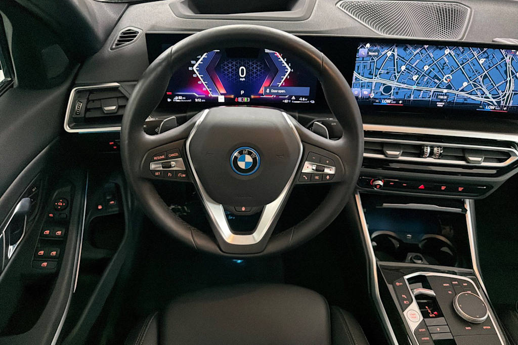 Thumbnail: 2023 BMW 3 Series - 11