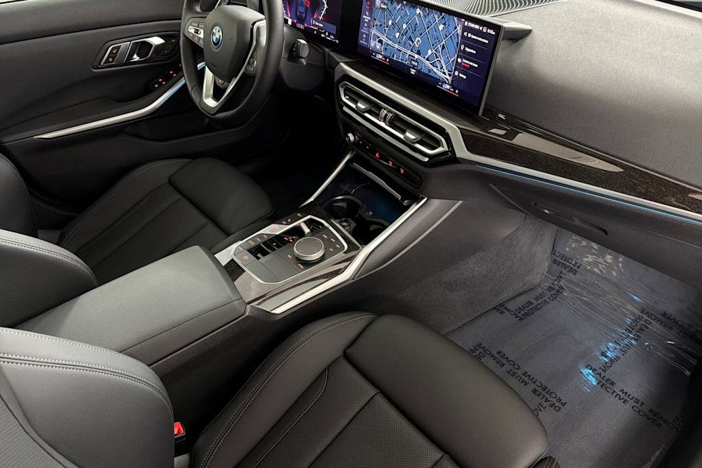 Thumbnail: 2023 BMW 3 Series - 12