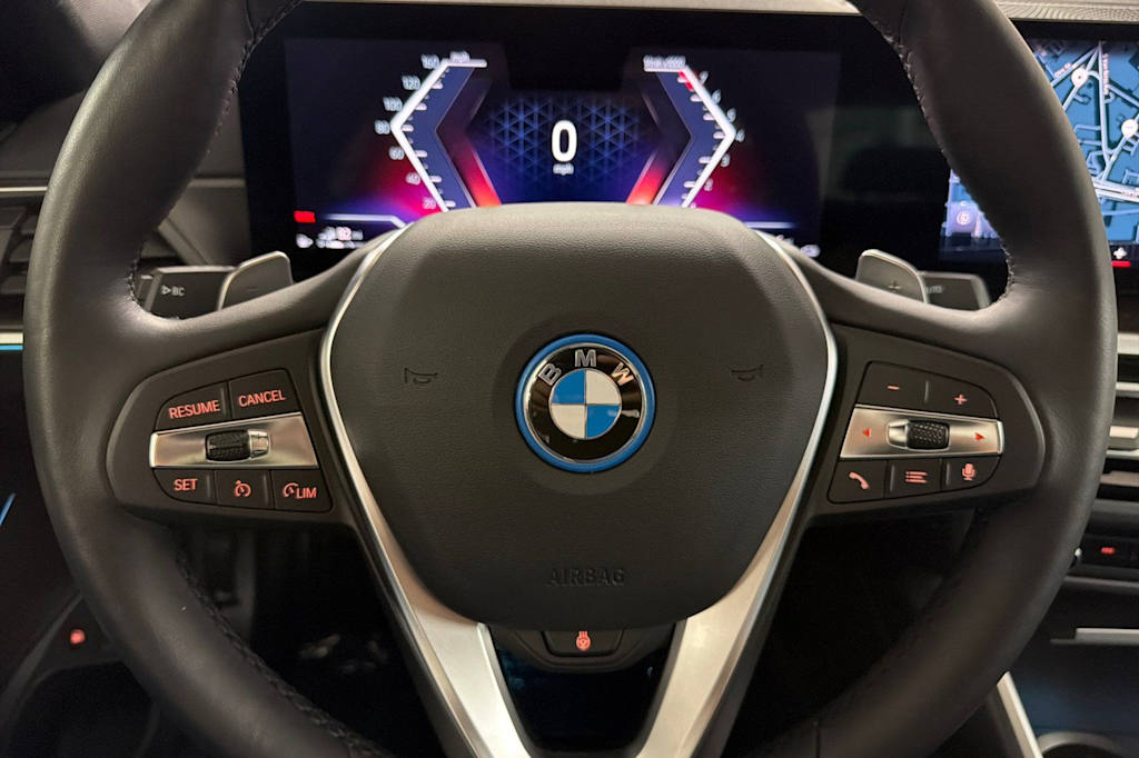Thumbnail: 2023 BMW 3 Series - 26