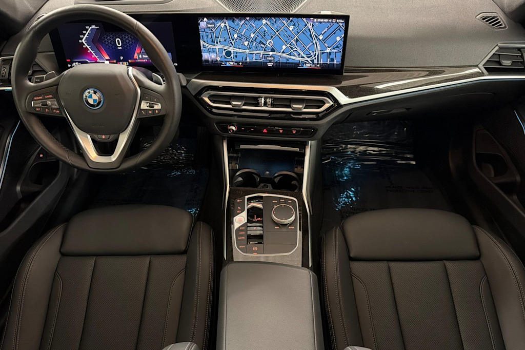 Thumbnail: 2023 BMW 3 Series - 2