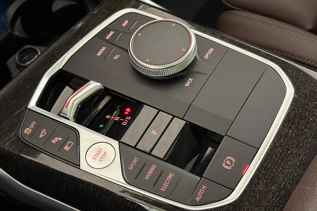 Thumbnail: 2023 BMW 3 Series - 14