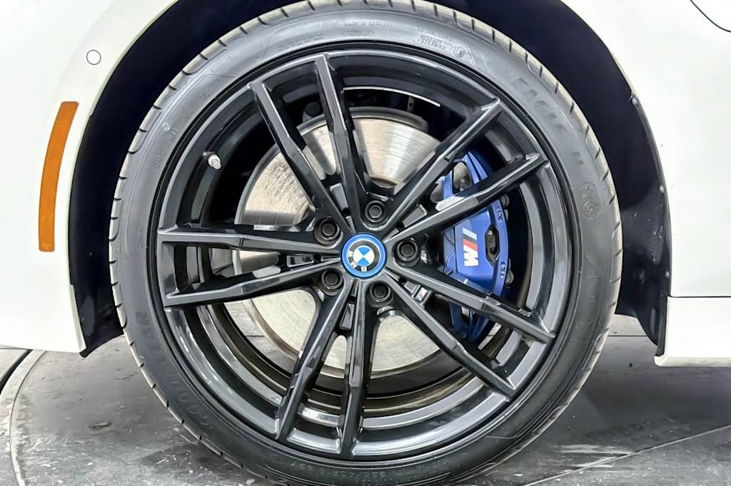 Thumbnail: 2023 BMW 3 Series - 8