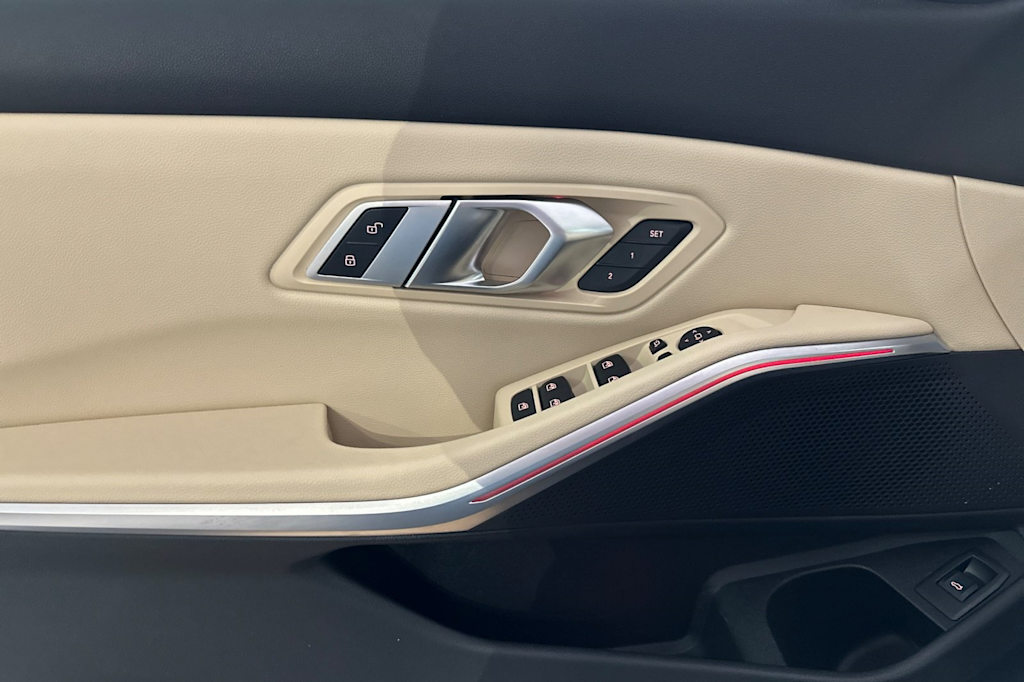 Thumbnail: 2022 BMW 3 Series - 7