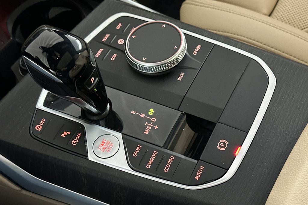 Thumbnail: 2022 BMW 3 Series - 14