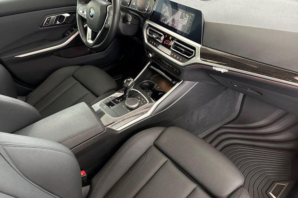 Thumbnail: 2021 BMW 3 Series - 12