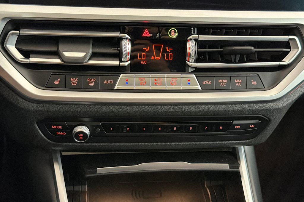 Thumbnail: 2021 BMW 3 Series - 24