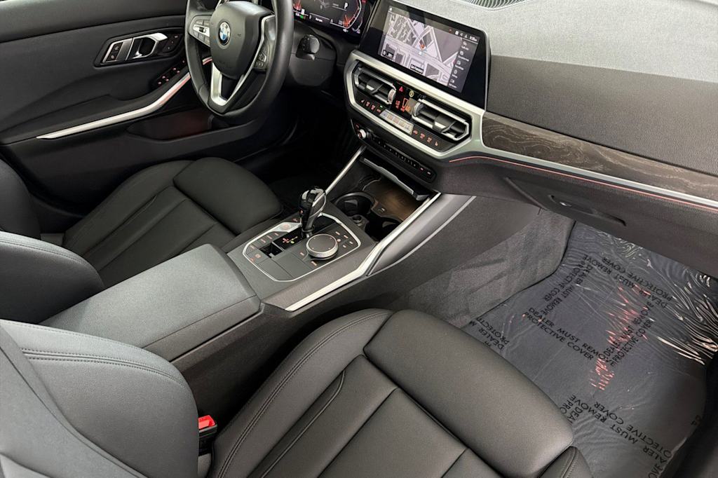 Thumbnail: 2020 BMW 3 Series - 12