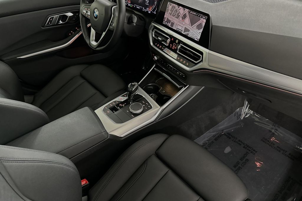 2021 BMW 3 Series 330xi 12