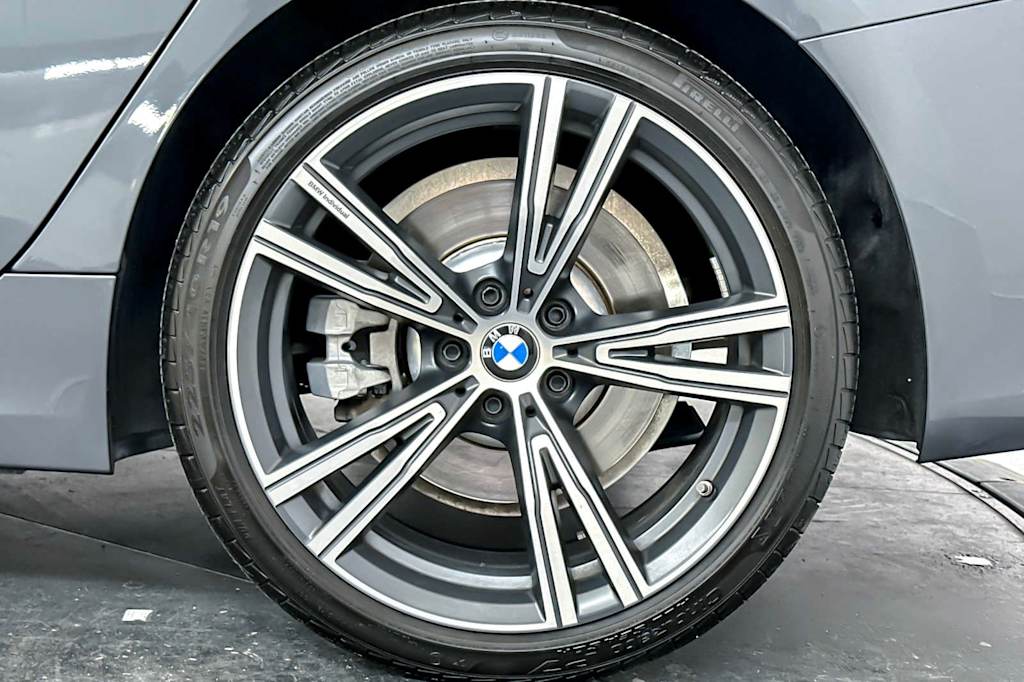 2021 BMW 3 Series 330xi 8