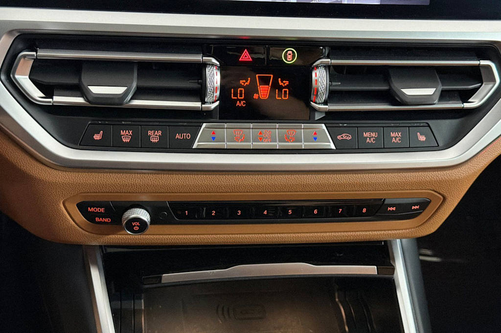 Thumbnail: 2021 BMW 3 Series - 25