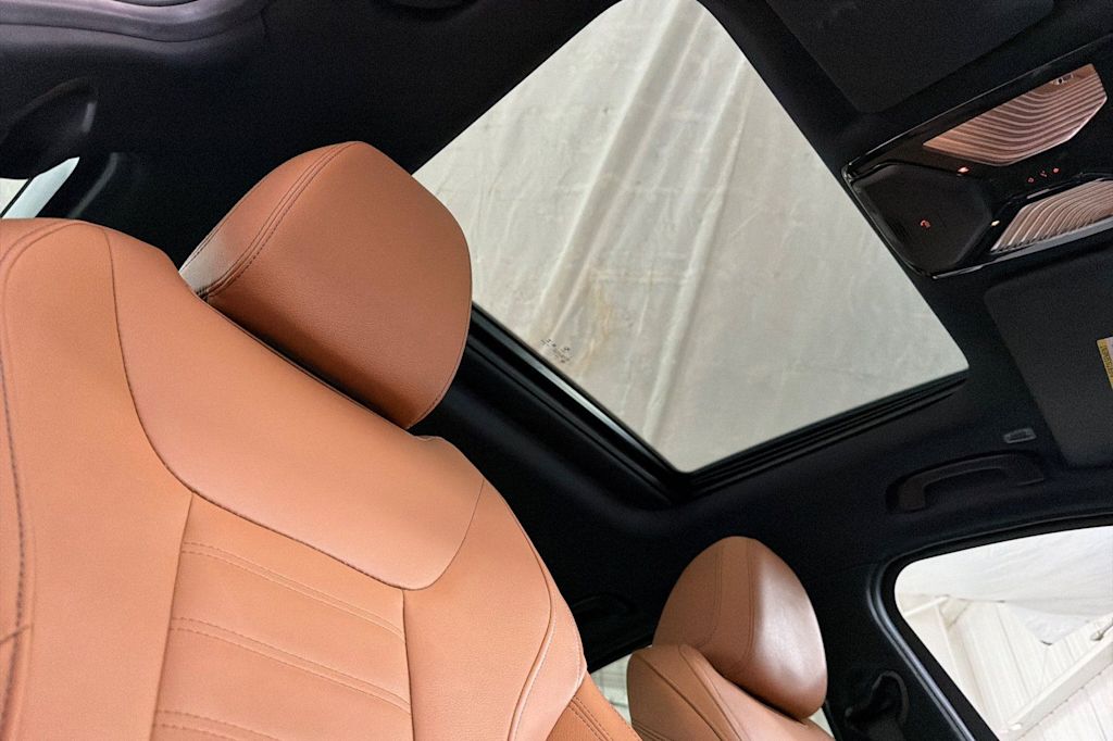 Thumbnail: 2021 BMW 3 Series - 22