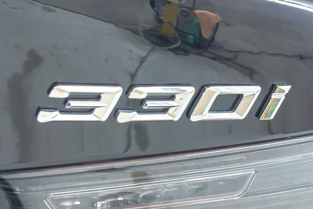 Thumbnail: 2021 BMW 3 Series - 6