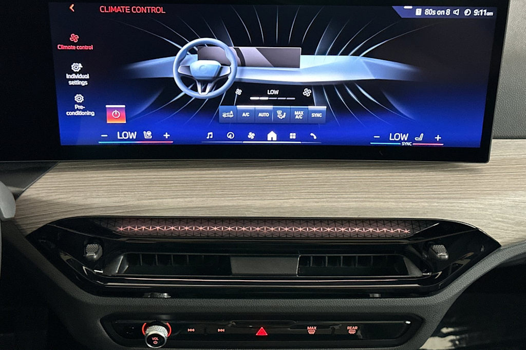 Thumbnail: 2025 BMW 3 Series - 24