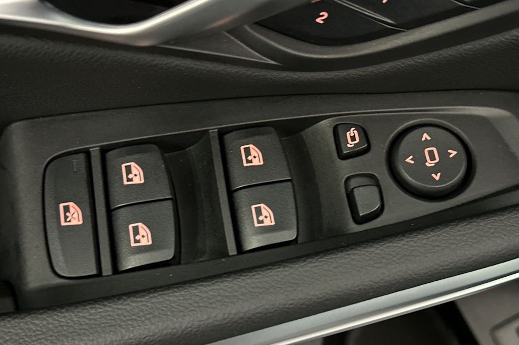 Thumbnail: 2025 BMW 3 Series - 20