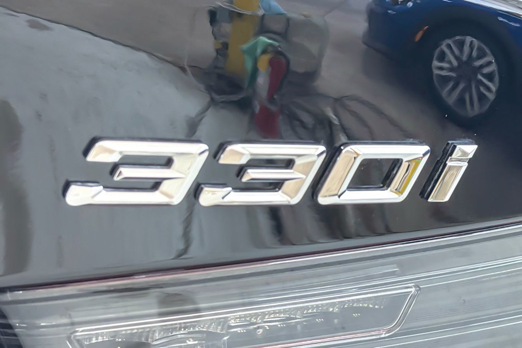 Thumbnail: 2026 BMW 3 Series - 7