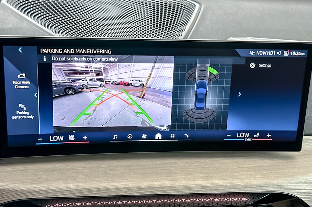 Thumbnail: 2025 BMW 3 Series - 24