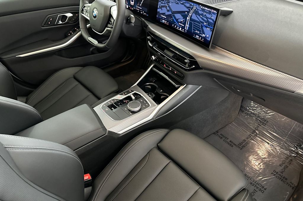 Thumbnail: 2025 BMW 3 Series - 12