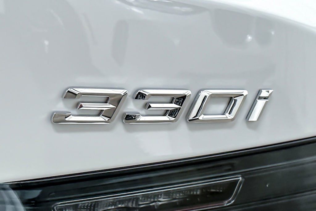 Thumbnail: 2026 BMW 3 Series - 7
