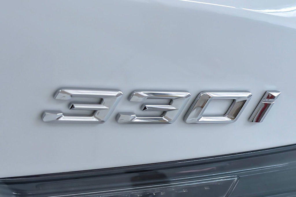 Thumbnail: 2026 BMW 3 Series - 7