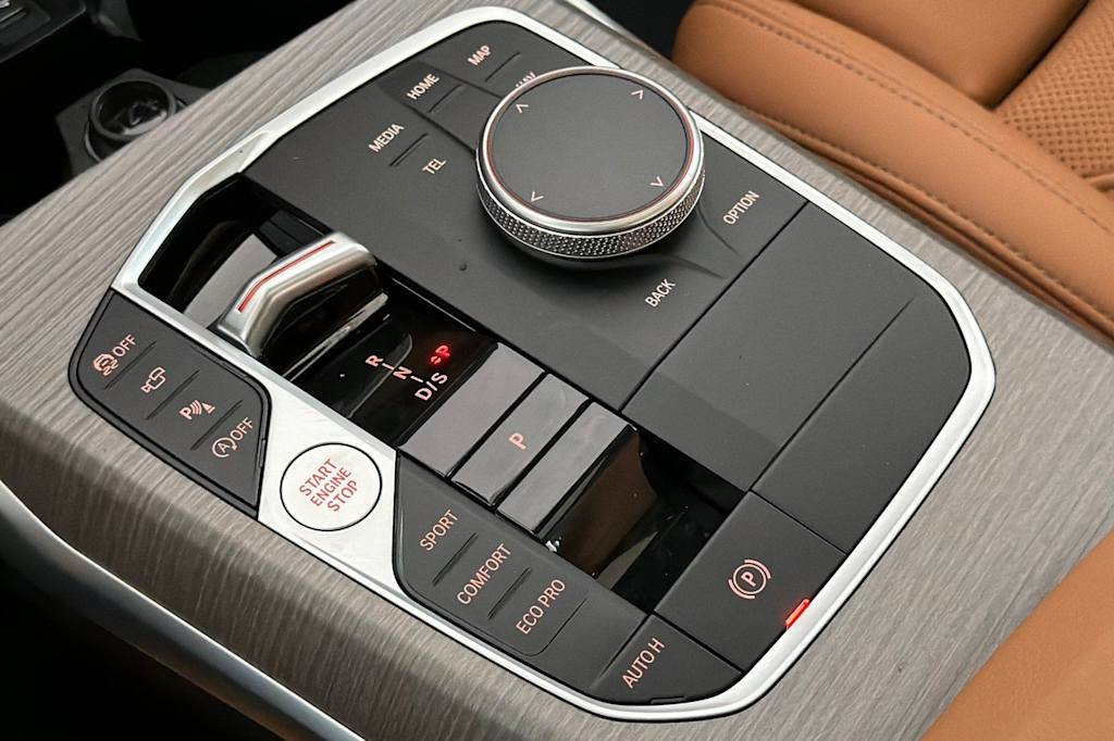 Thumbnail: 2026 BMW 3 Series - 14