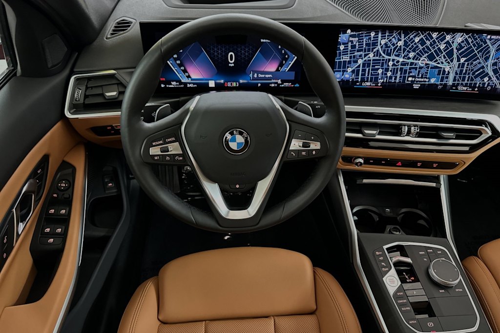 2024 BMW 3 Series 330i 10