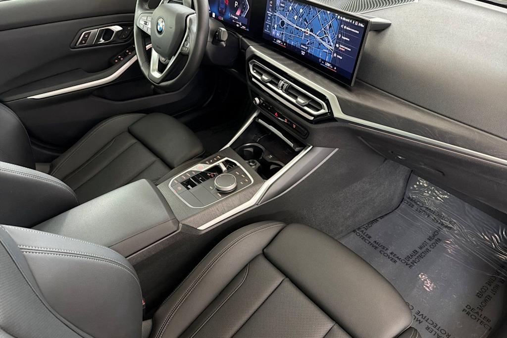 Thumbnail: 2023 BMW 3 Series - 12