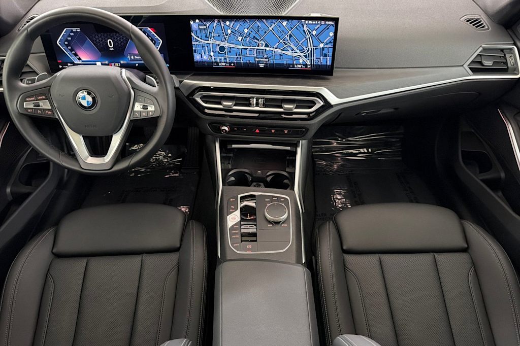 Thumbnail: 2024 BMW 3 Series - 2
