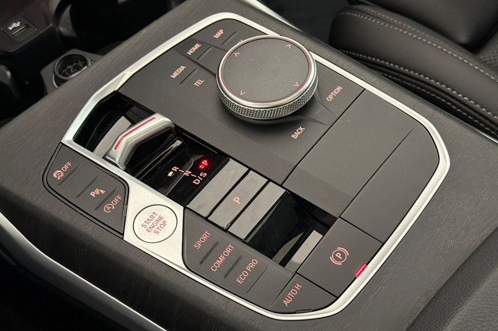 Thumbnail: 2024 BMW 3 Series - 14
