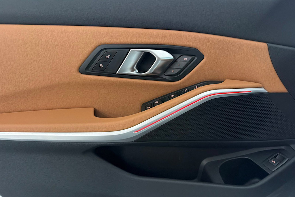 Thumbnail: 2024 BMW 3 Series - 21