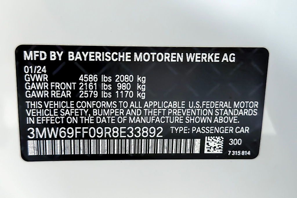 Thumbnail: 2024 BMW 3 Series - 28
