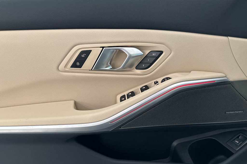 Thumbnail: 2026 BMW 3 Series - 7