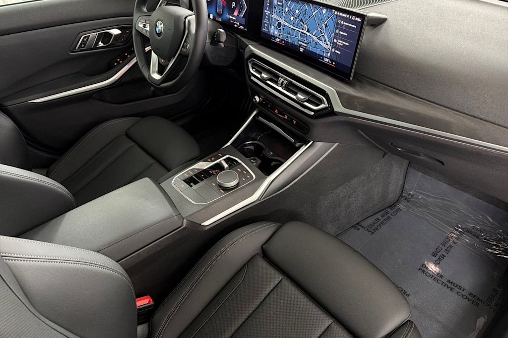 Thumbnail: 2023 BMW 3 Series - 12