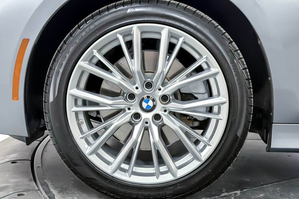 Thumbnail: 2023 BMW 3 Series - 8