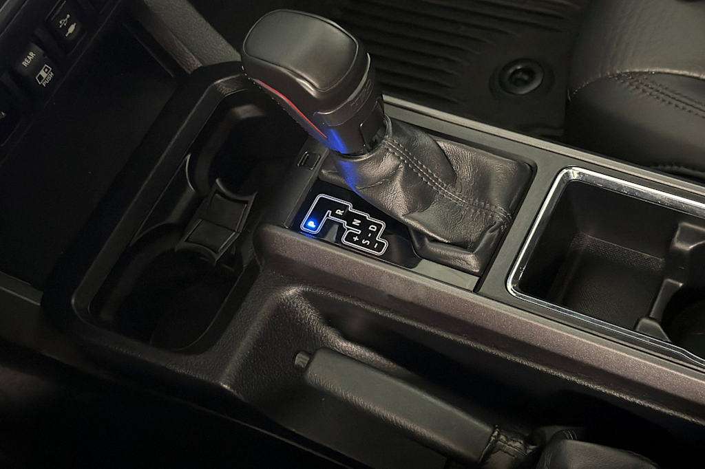 Thumbnail: 2019 Toyota Tacoma - 14
