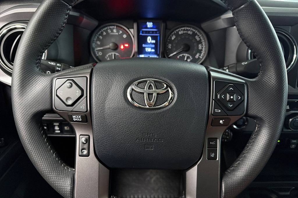 Thumbnail: 2019 Toyota Tacoma - 25